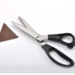 Pinking shears scissors